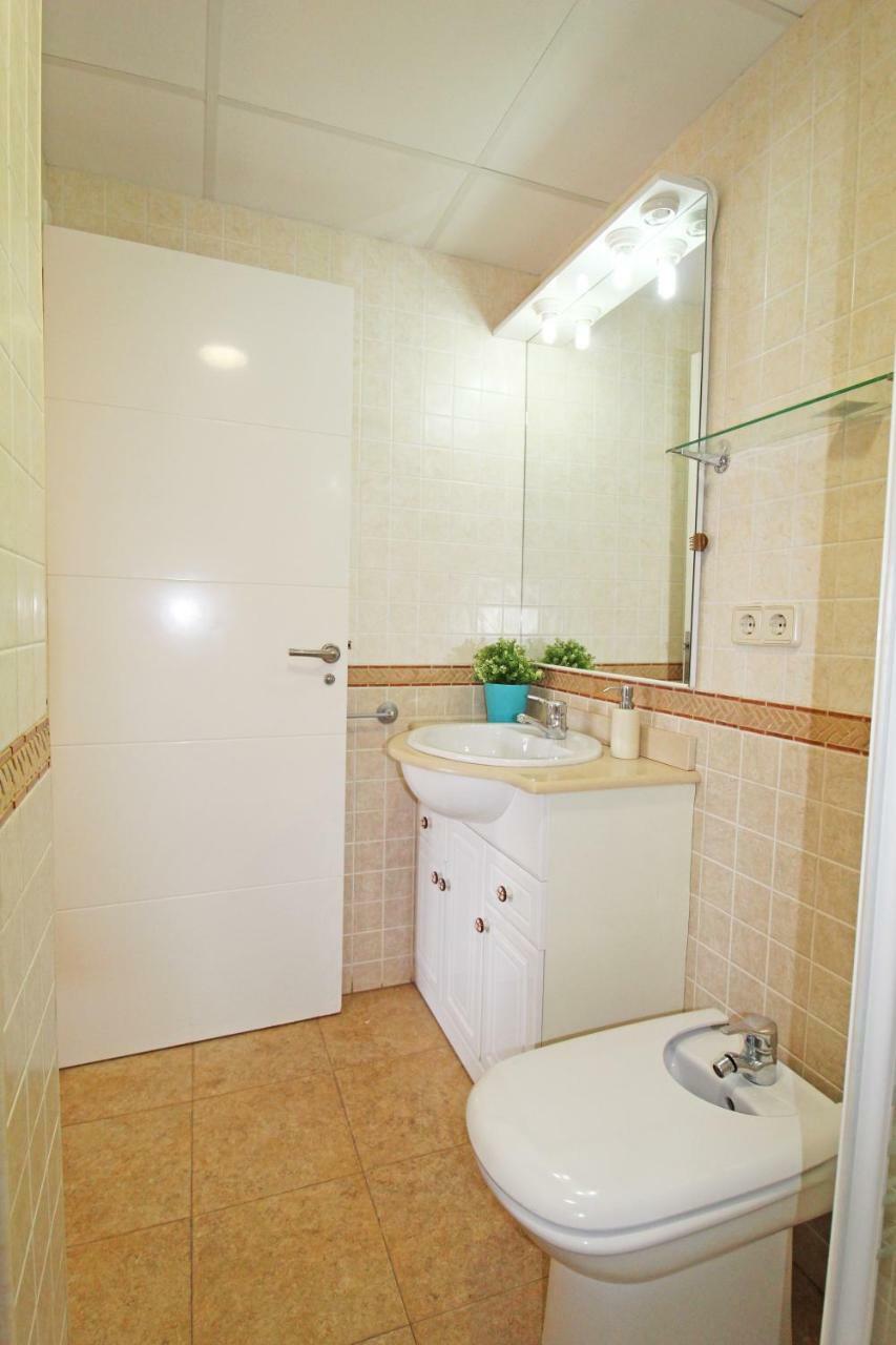1A Linea Playa San Juan. Vistas. Piscina. Bbq. Gym Apartman El Campello Kültér fotó