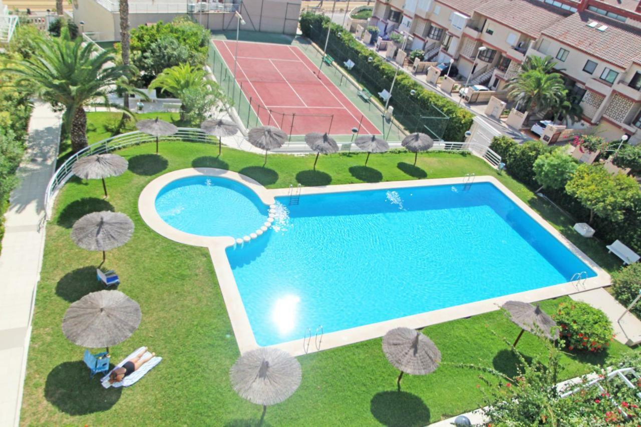 1A Linea Playa San Juan. Vistas. Piscina. Bbq. Gym Apartman El Campello Kültér fotó