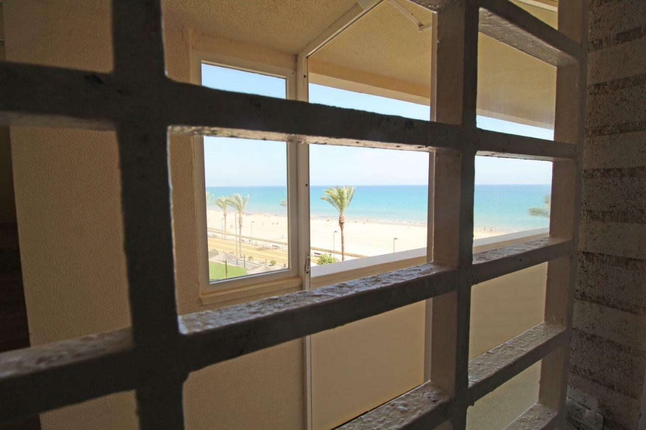 1A Linea Playa San Juan. Vistas. Piscina. Bbq. Gym Apartman El Campello Kültér fotó