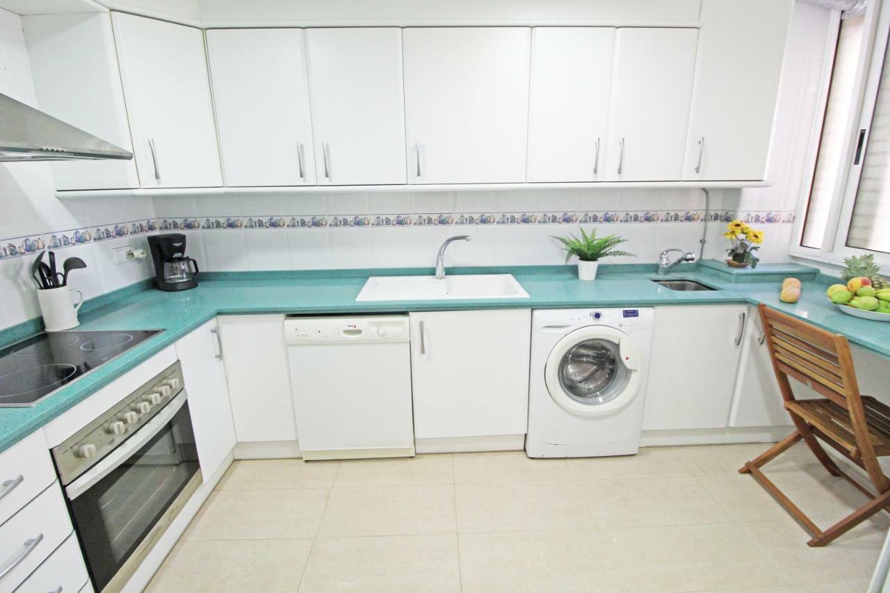 1A Linea Playa San Juan. Vistas. Piscina. Bbq. Gym Apartman El Campello Kültér fotó