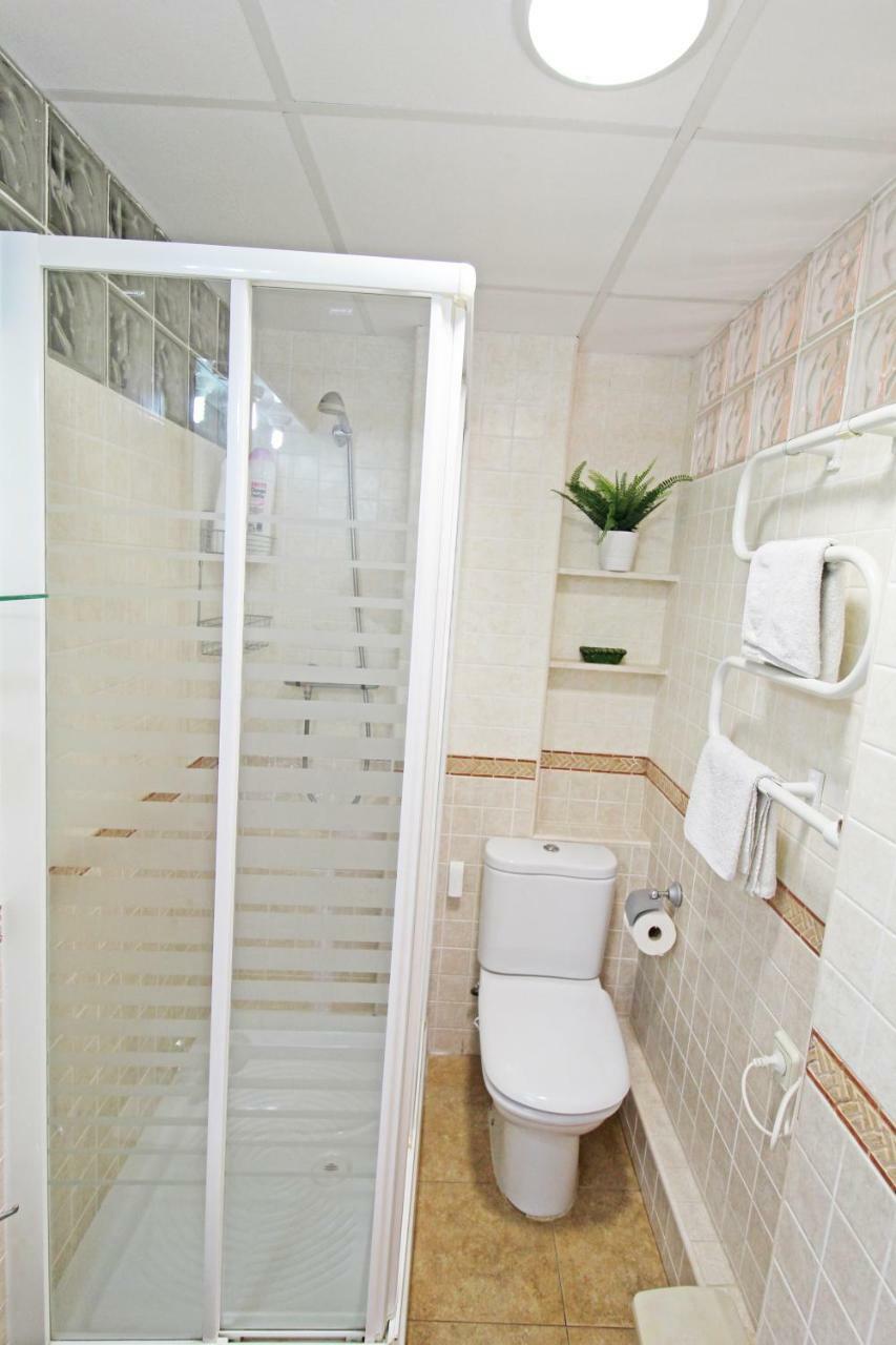 1A Linea Playa San Juan. Vistas. Piscina. Bbq. Gym Apartman El Campello Kültér fotó