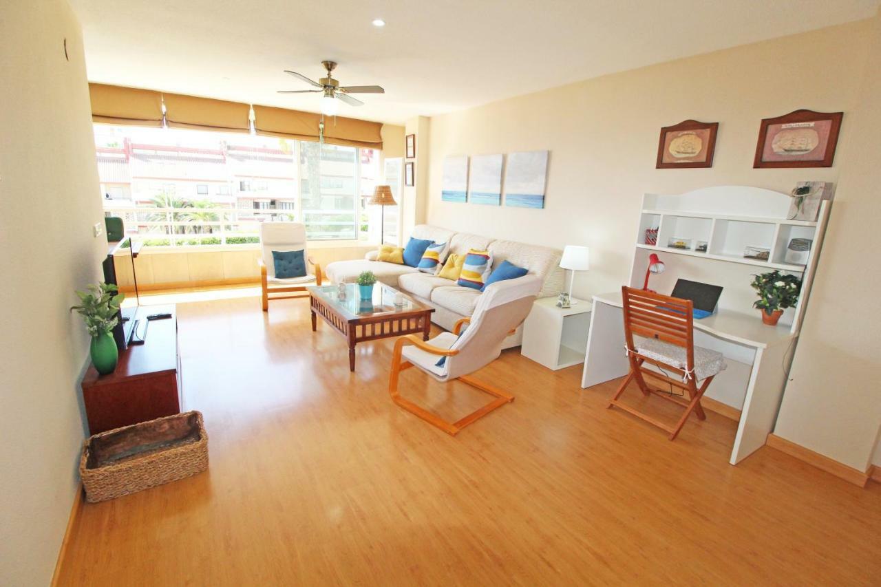 1A Linea Playa San Juan. Vistas. Piscina. Bbq. Gym Apartman El Campello Kültér fotó