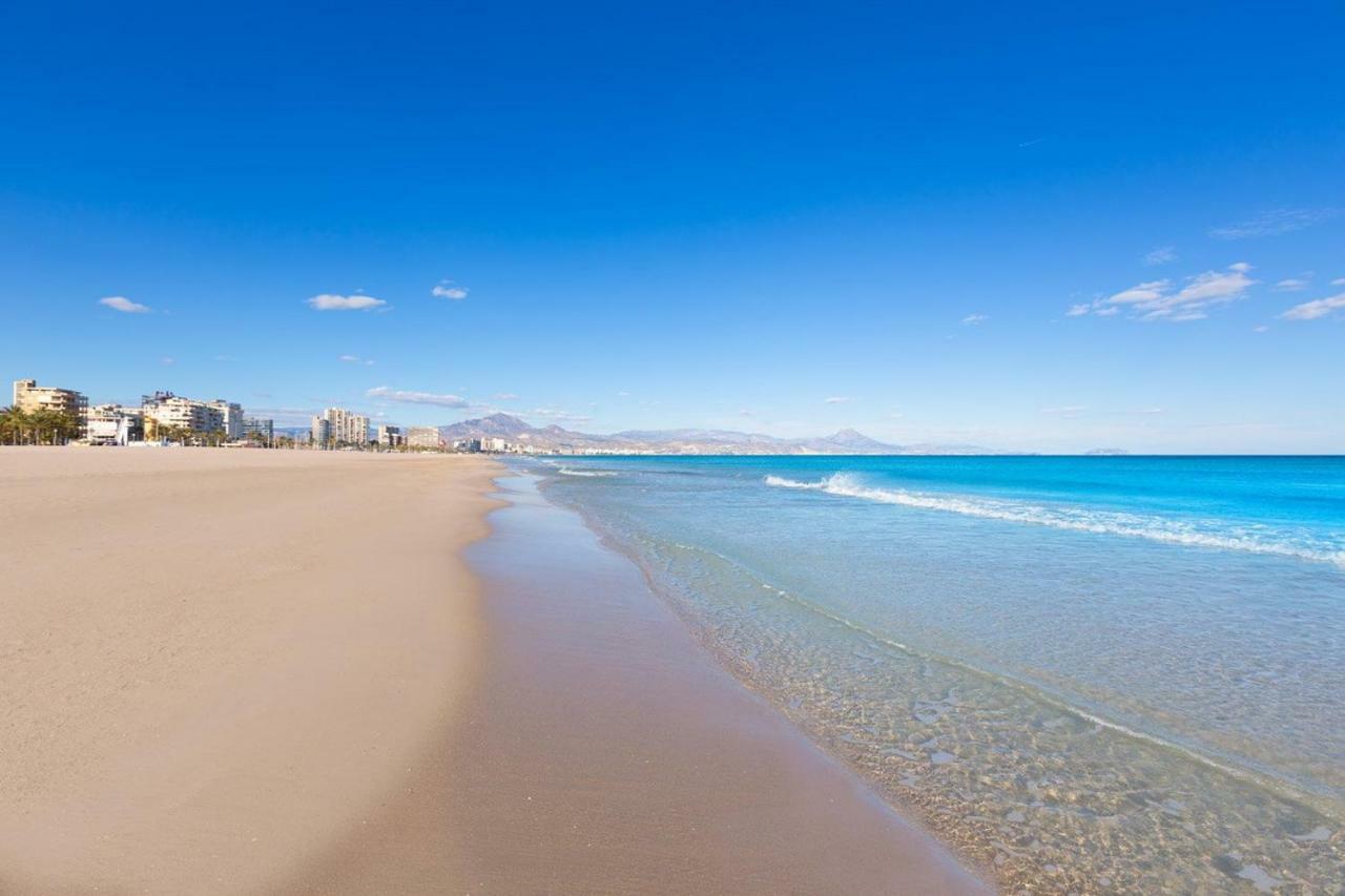 1A Linea Playa San Juan. Vistas. Piscina. Bbq. Gym Apartman El Campello Kültér fotó